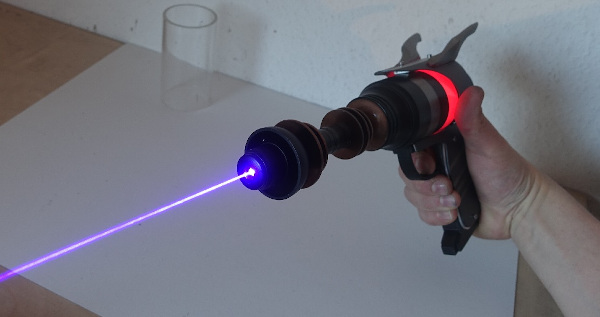 Cyberpunk - LASER GADGETS by Patrick Priebe